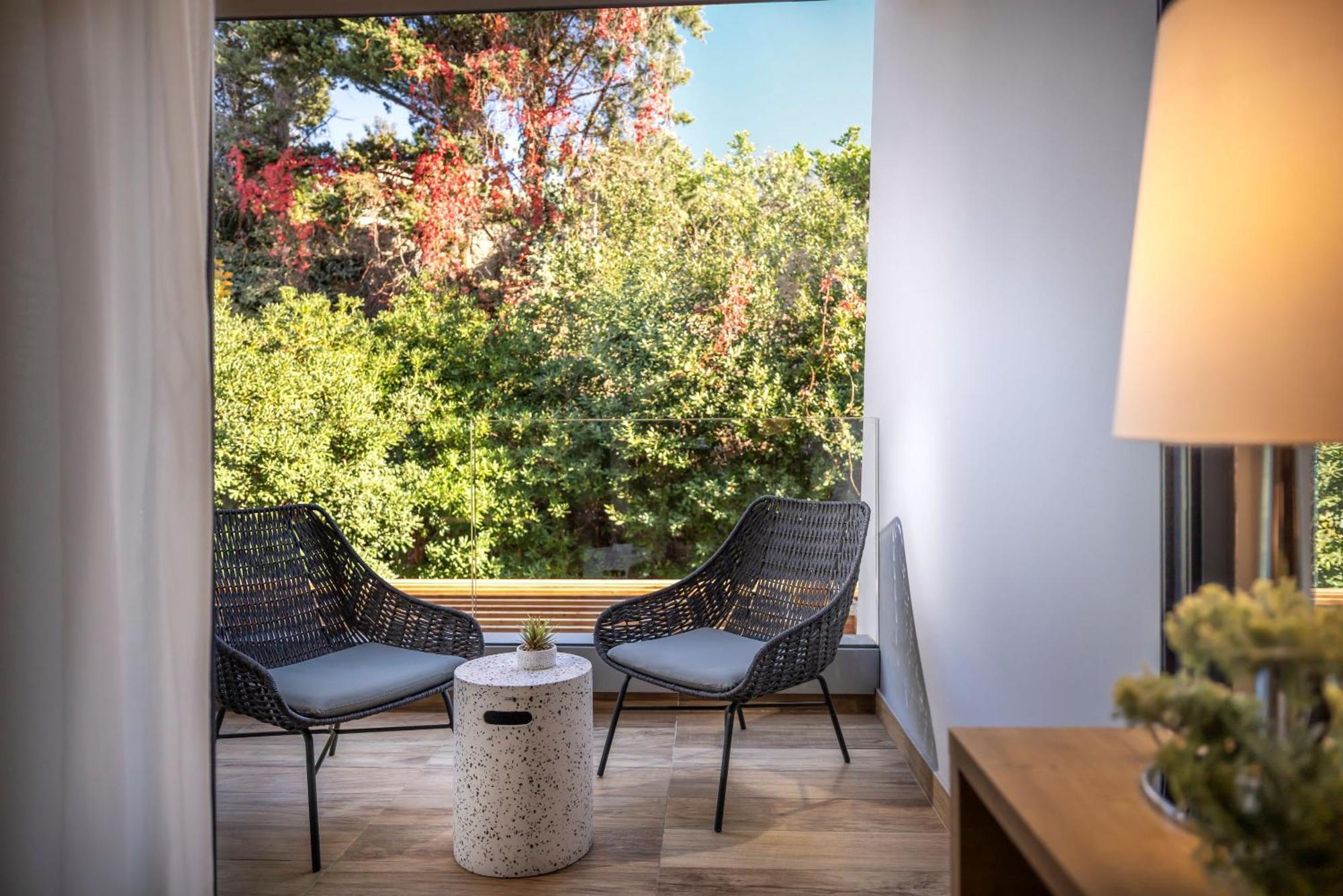 Valamar Padova Hotel Banjol Екстериор снимка